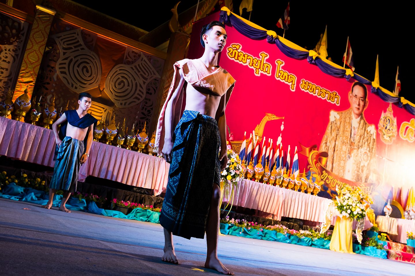 Thung Sri Muang 2015 - urodziny króla Tajlandii - Zdjęcie 4 z 26